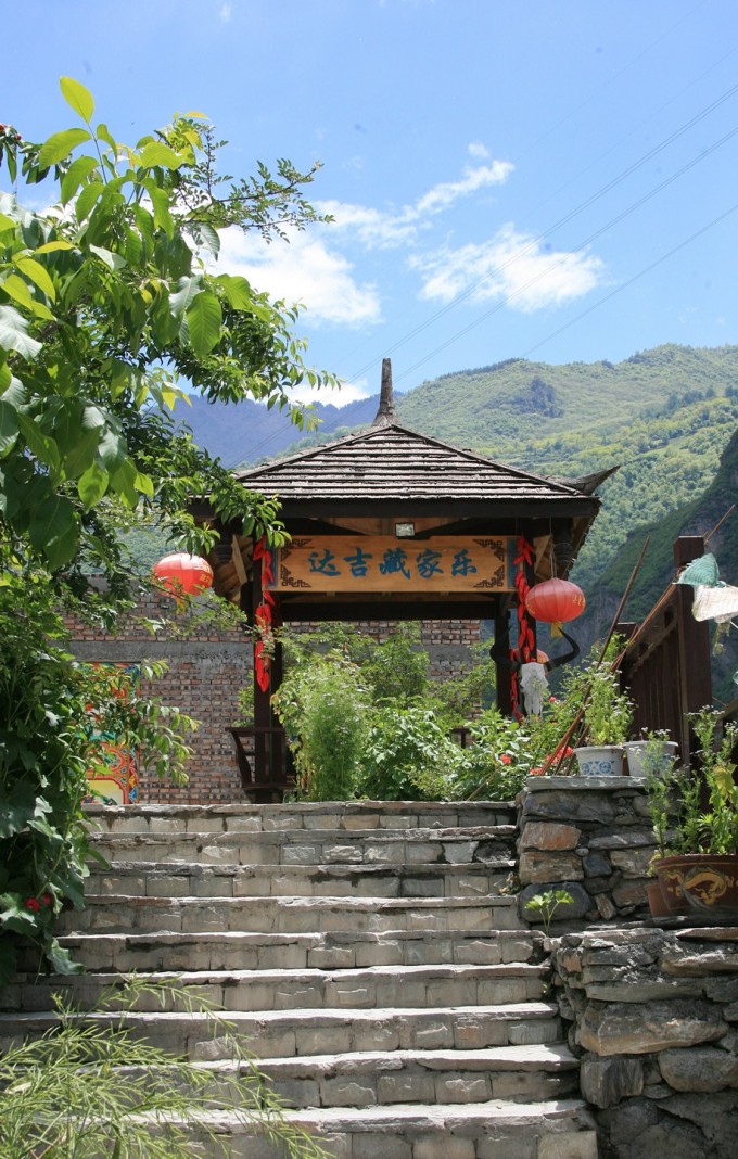 附近200公里旅游景点,离我附近200公里的景点 成都到毕棚沟3日游,理县旅游攻略 - 马蜂窝
