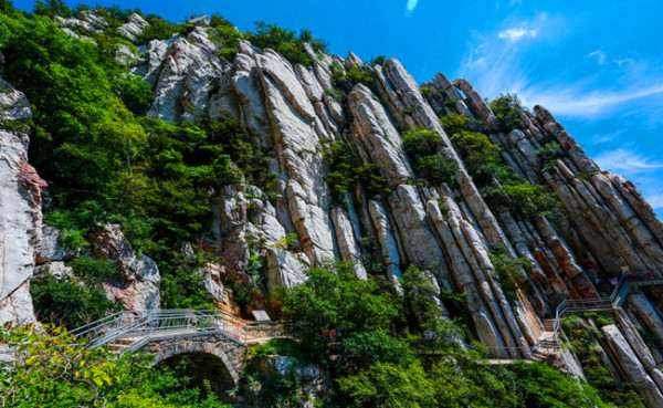 郑州出发-嵩山少林寺+三皇寨1日游,蚂蜂窝自由行 - 蚂蜂窝