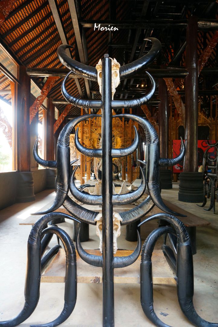座山雕的虎皮椅子图片
