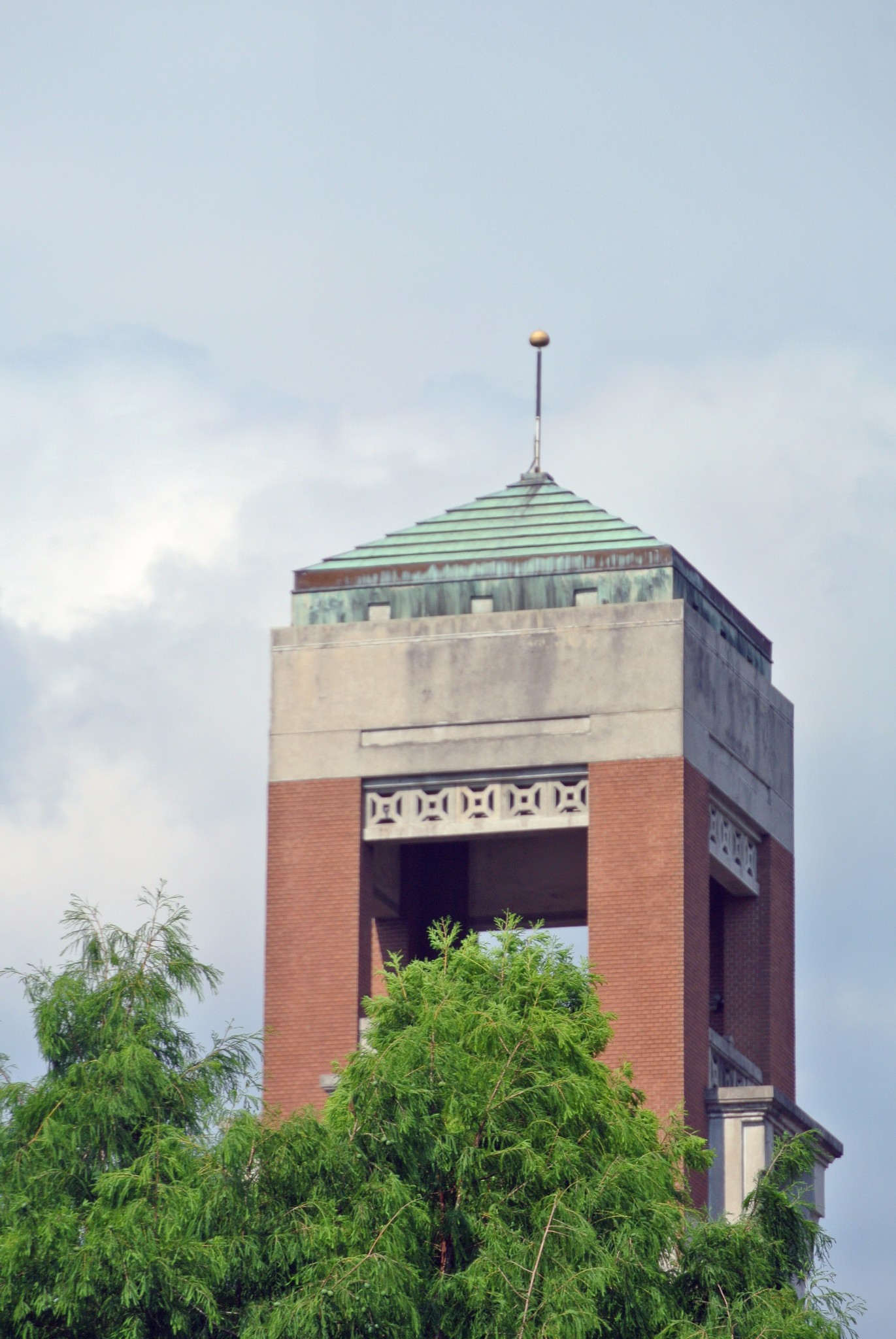 國立臺灣大學